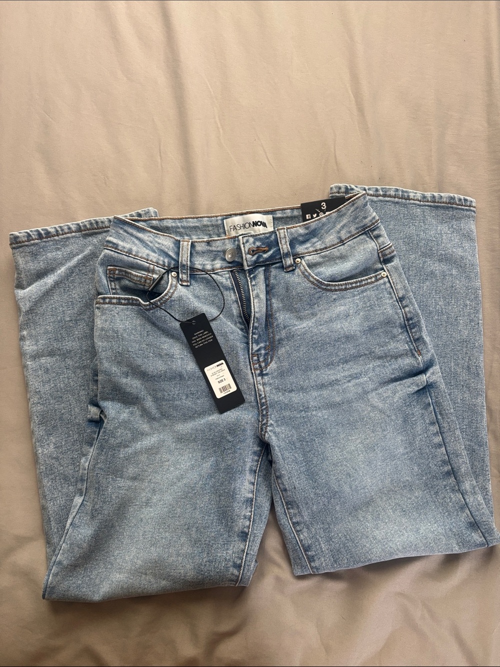 Fashion Nova Light Wash Cropped Jeans